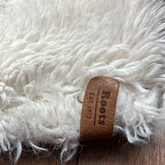 Roots Kids hat - Picture 4 of 5